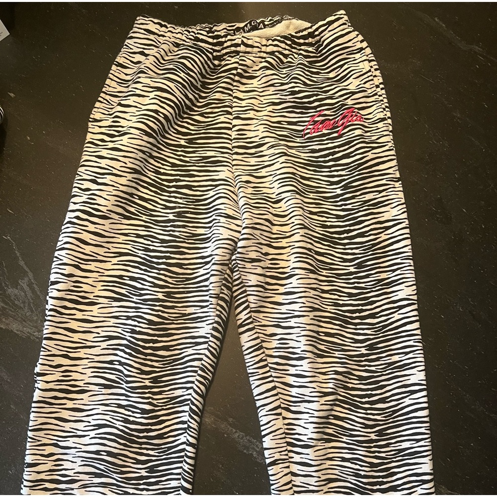 I am Gia striped sweat outfit
